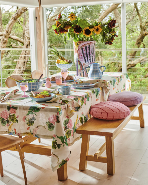 Linen Tablecloth - Bouquet Beauty