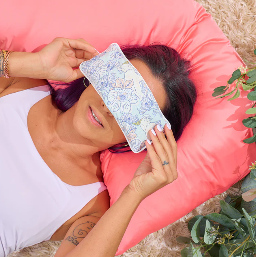 Eye Rest Pillow - Hello Cockie