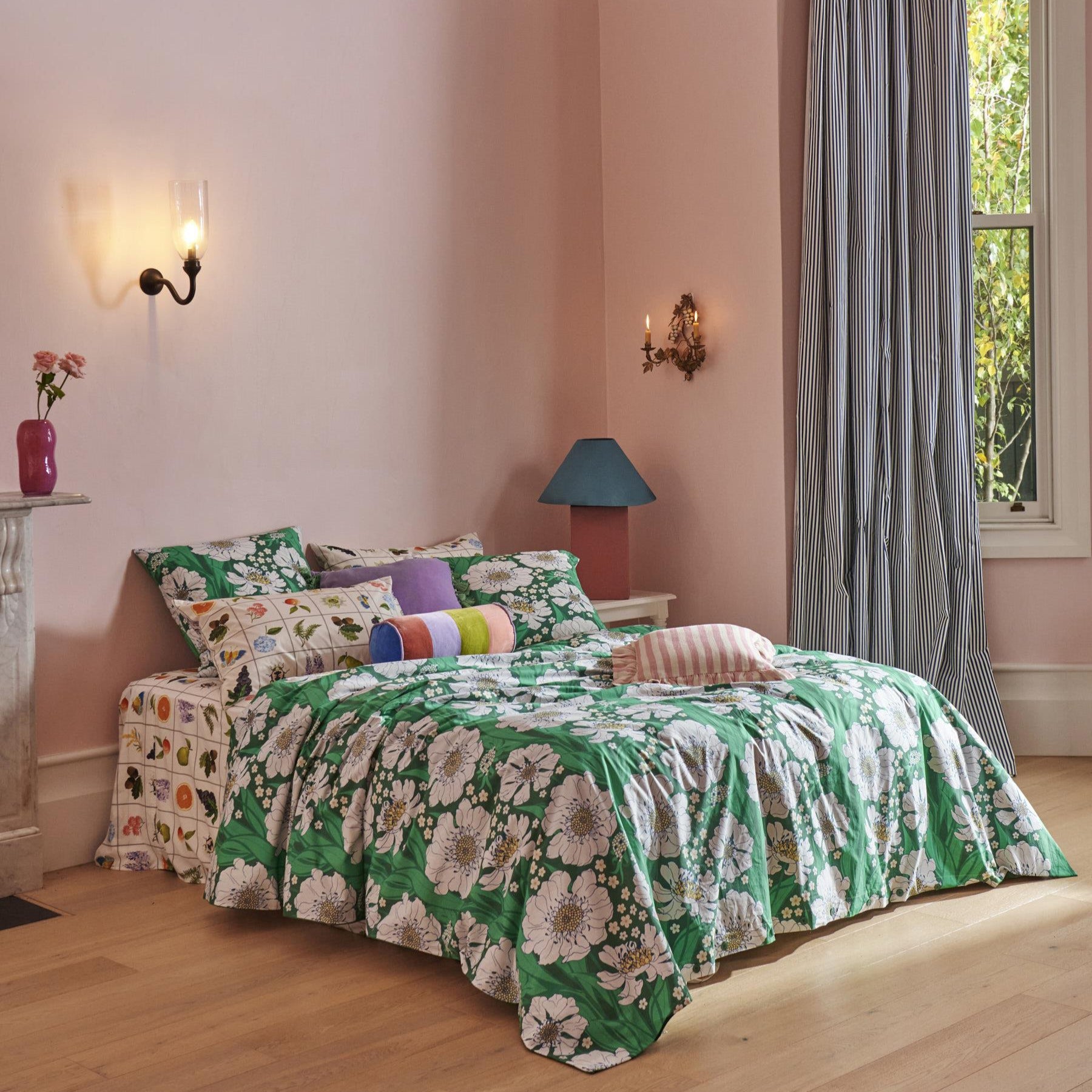 Cotton Quilt Cover - Tumbling Flowers Green