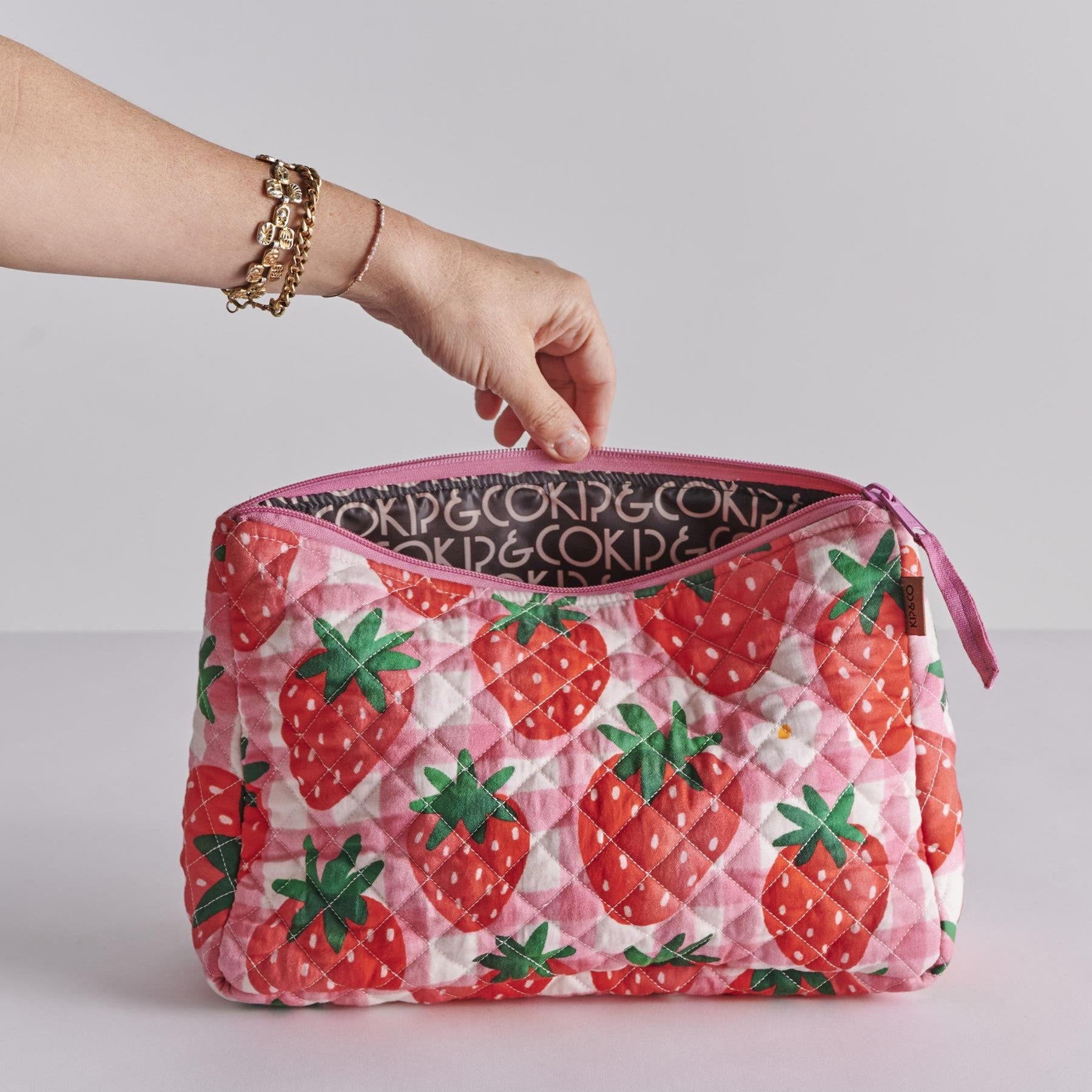 Quilted Toiletry Purse - Strawberry Jam